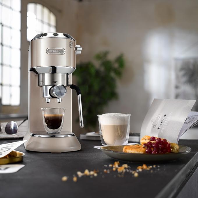 DeLonghi EC 885 BG