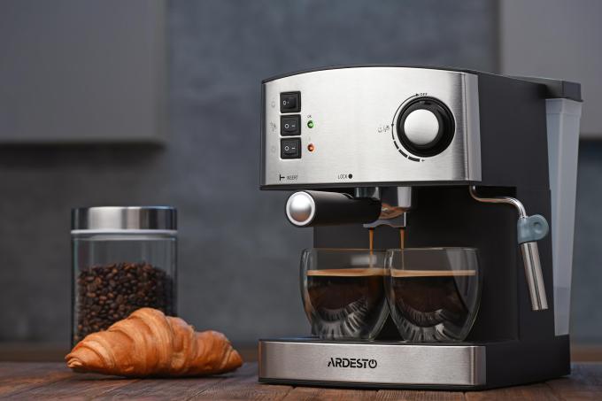 Ardesto YCM-E1600