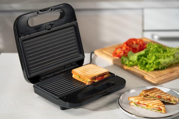 Ardesto SM-H500B