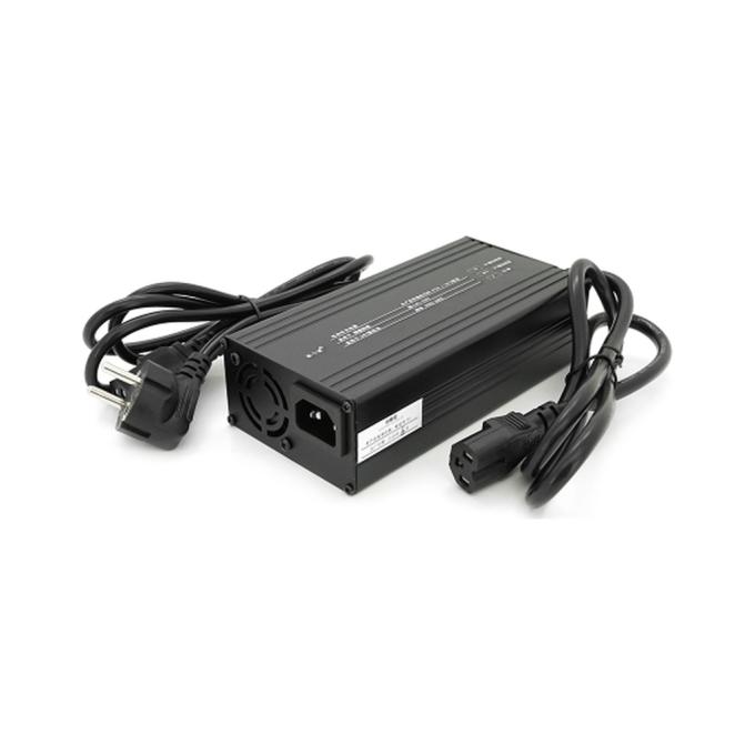 VOLTRONIC YT-1215-4S-C13