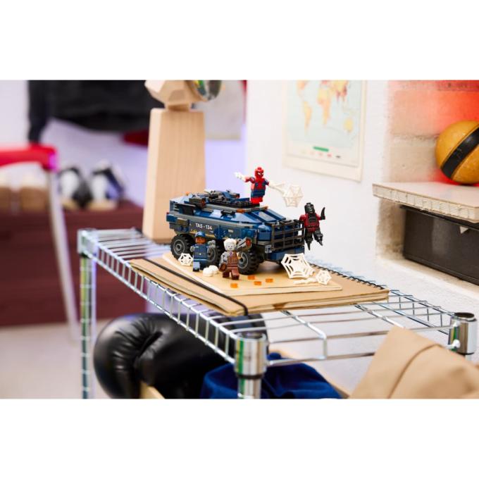 LEGO 76349