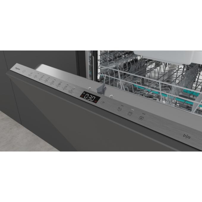 Hisense HV673D64