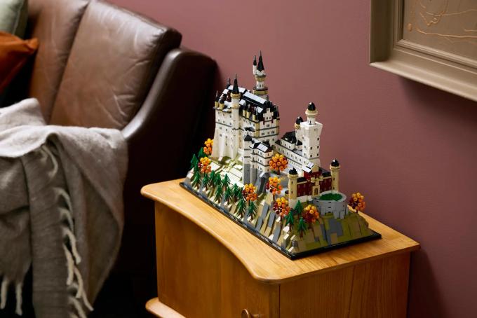LEGO 21063