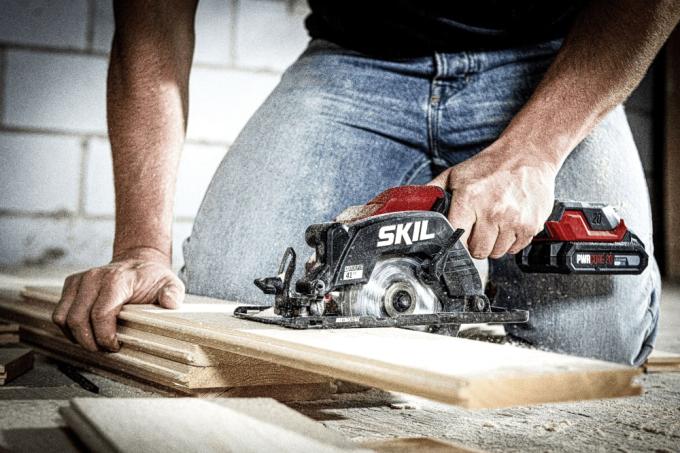 SKIL SW1E3540CA+BC1E3110AA