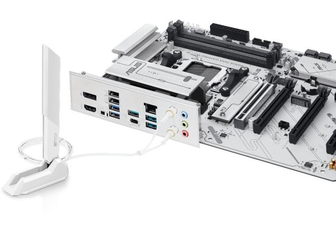 ASUS B650E MAX GAMING WIFI W