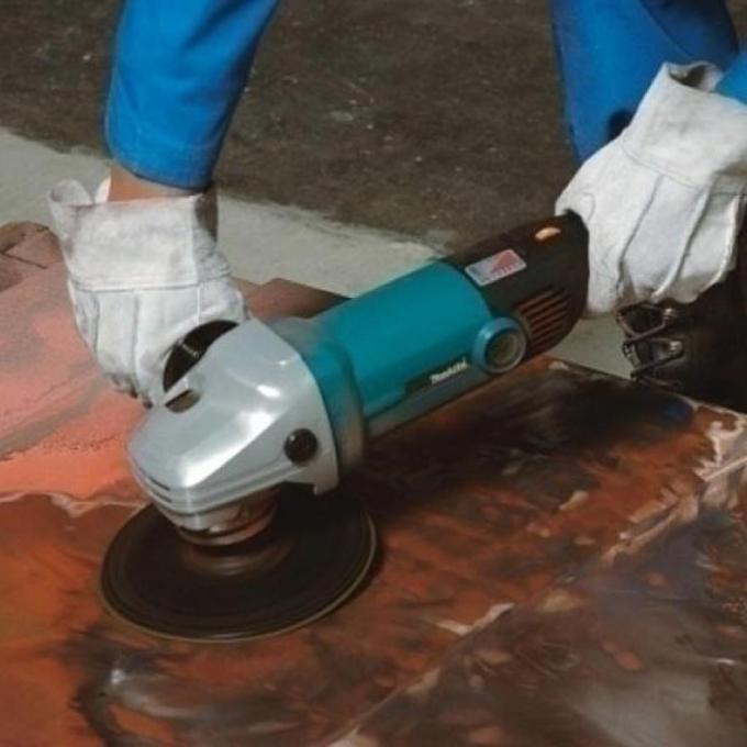 Makita SA7000C