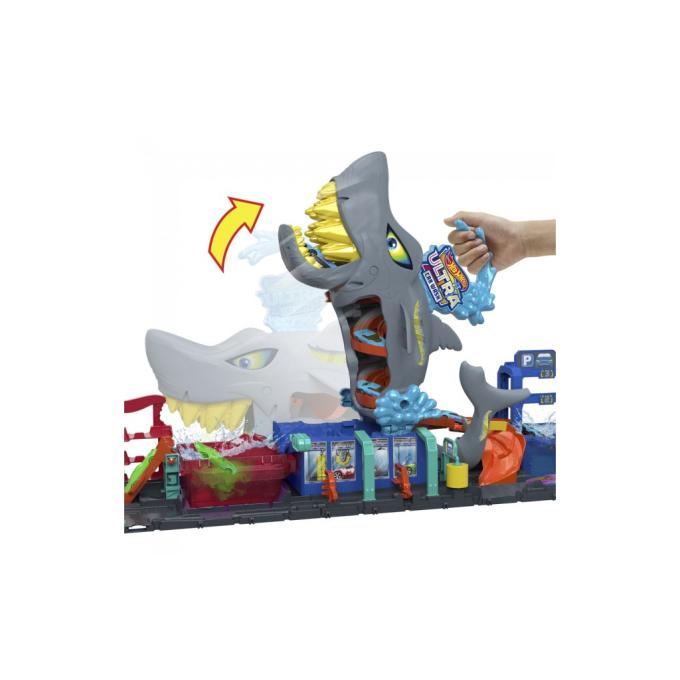HOT WHEELS HTN82