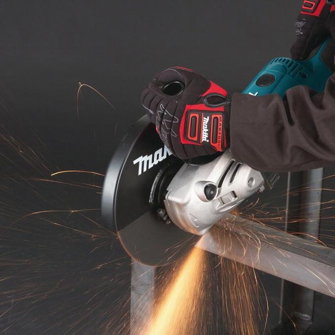 Makita GA9020