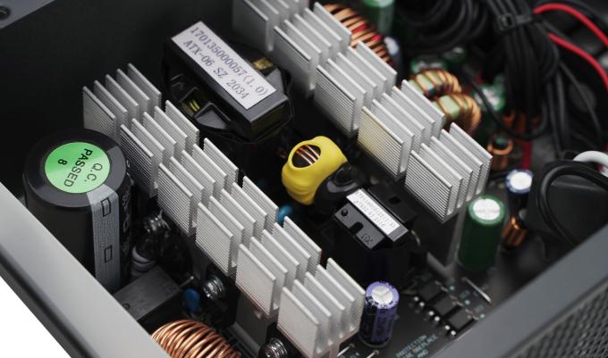 Deepcool R-PF750D-HA0B-EU