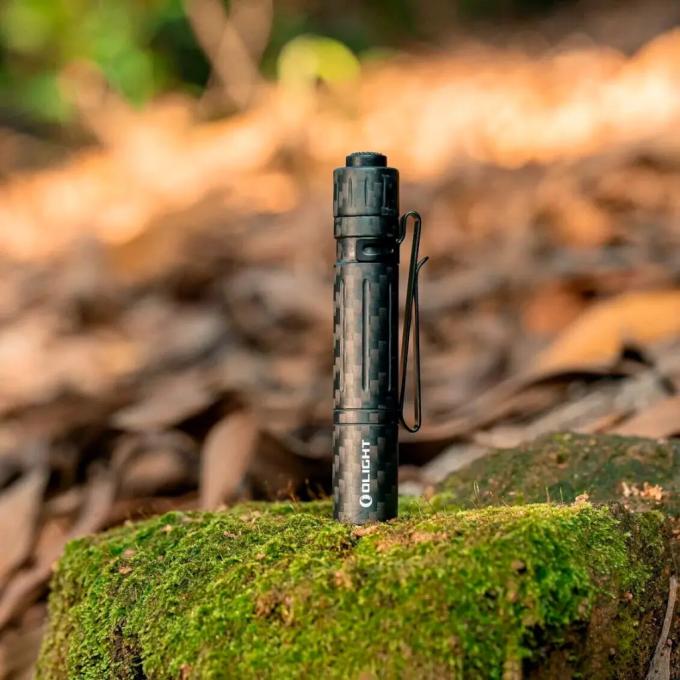 Olight I3T EOS Carbon Fiber