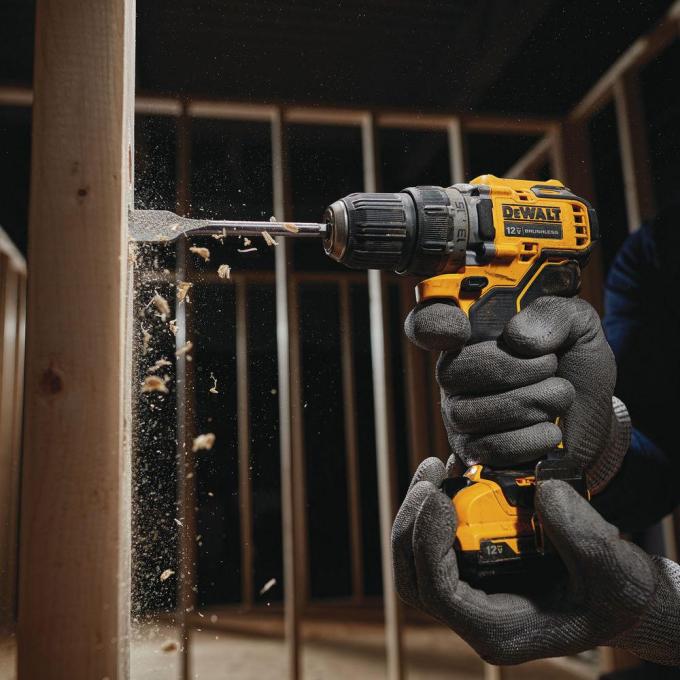 DeWALT DCD701N
