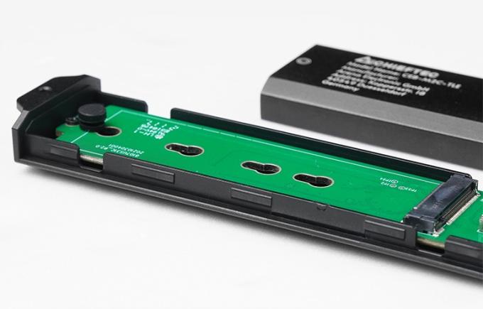 CHIEFTEC CEB-M2C-TLE