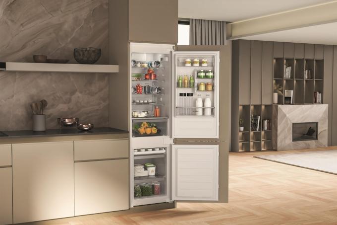 Whirlpool WHC18D011C1 SF