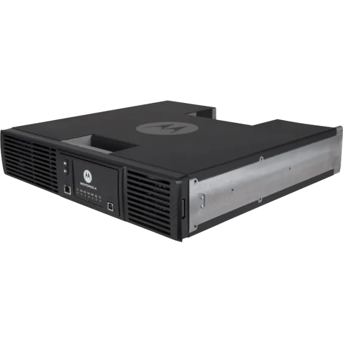 Motorola MOTOTRBO SLR 8000 (в специсполнении переносной)