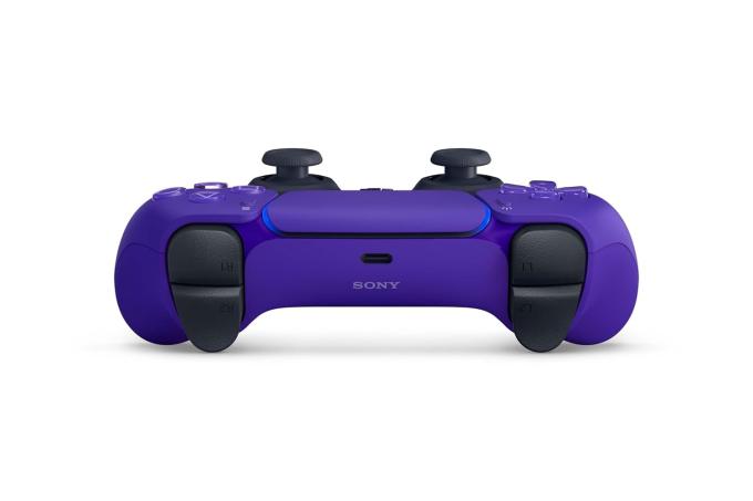 PlayStation 1000040205