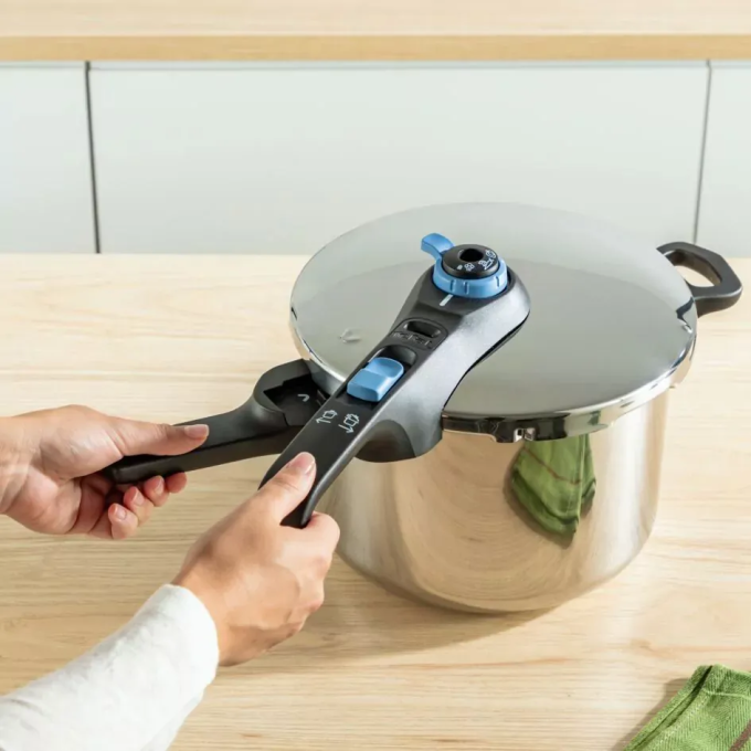 TEFAL P2584401