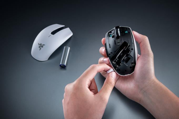 Razer RZ01-05690200-R3M1