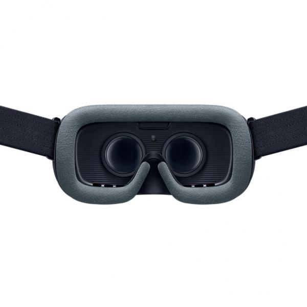 Очки виртуальной реальности Samsung Gear VR 2017+Gamepad SM-R324NZAASEK